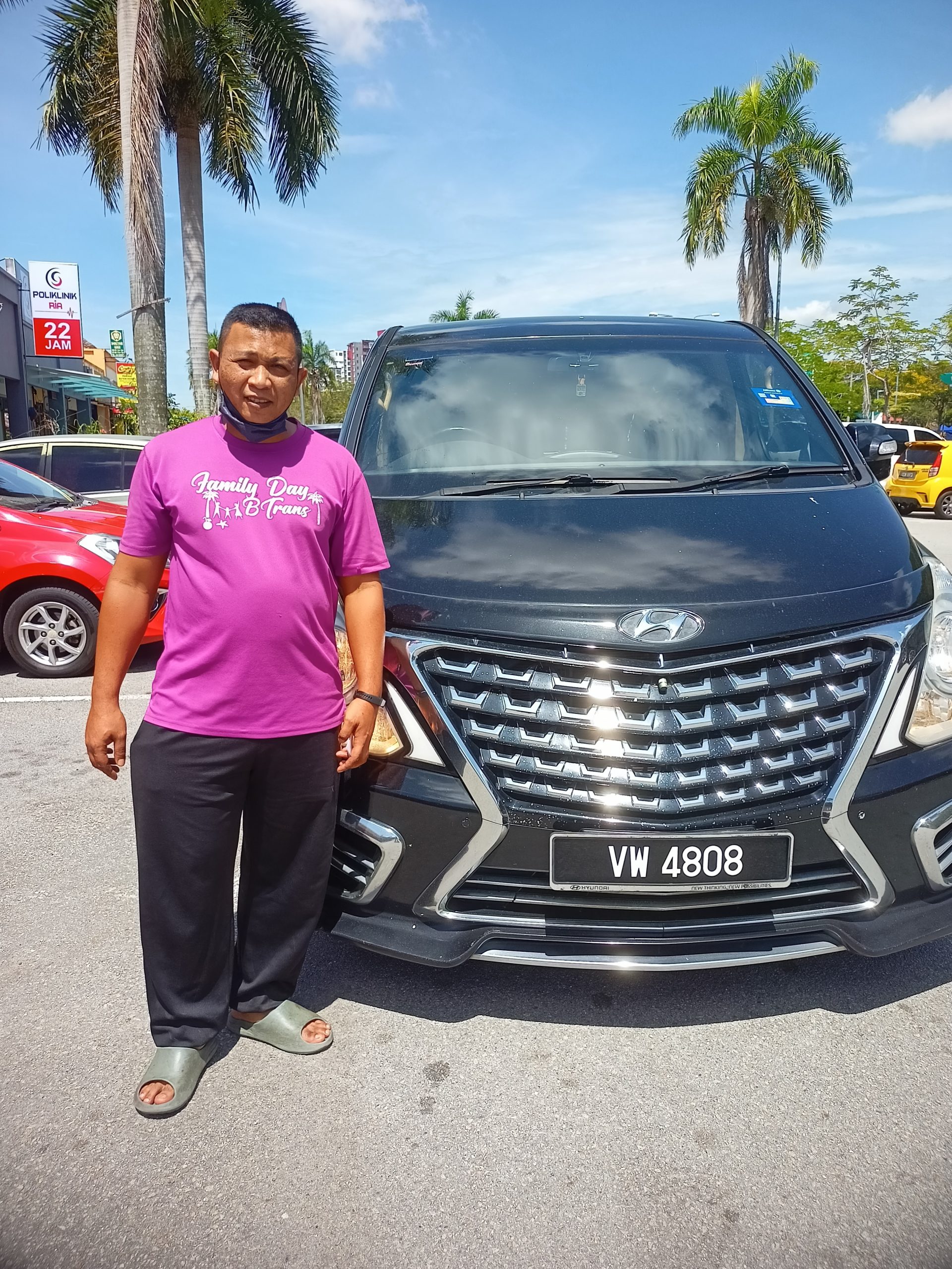 Sewa Kereta Seremban 2 MPV Hyundai Starex